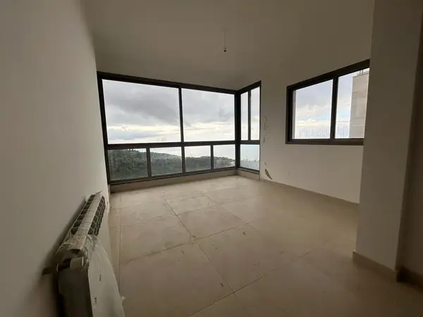 Apartment for Sale in Halat