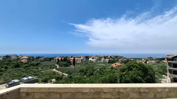 Villa for Sale in Aamchit