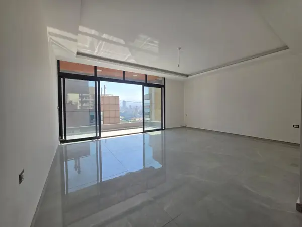 Apartment for Sale in Forn El Chebbak