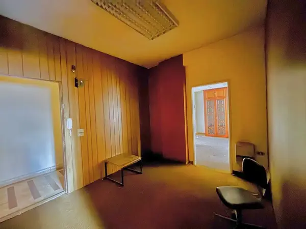 Office for Sale in Badaro