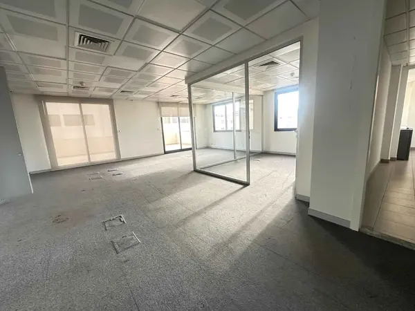 Office for rent in Daoura