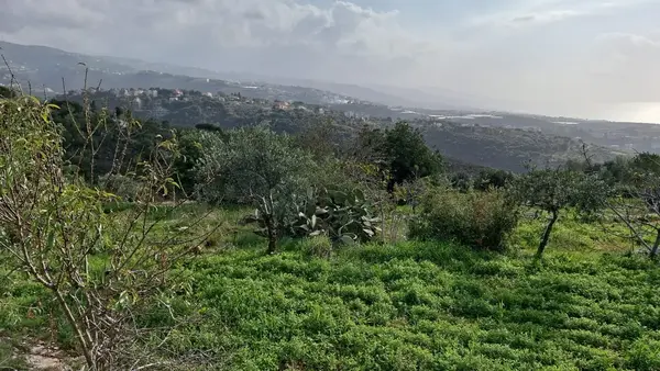 Land for Sale in Hsarat , Lebanon