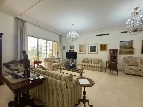 Apartment for Sale in Sioufi