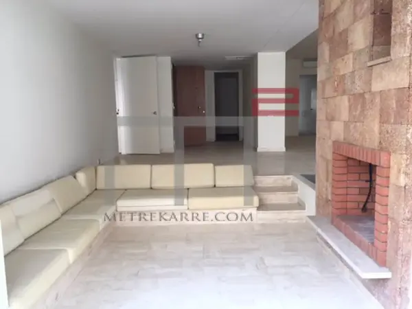 Apartment for Rent in Achrafieh