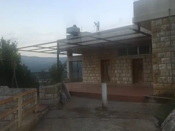 Land & Old House for Sale in Broumana
