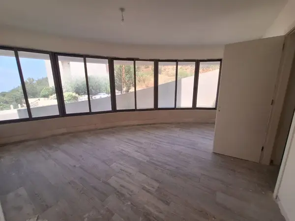 Ground Floor Apartment for Sale in Mansourieh