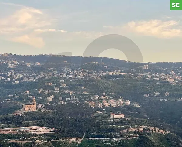 LAND FOR SALE IN A PERFECT LOCATION IN BALLOUNEH !