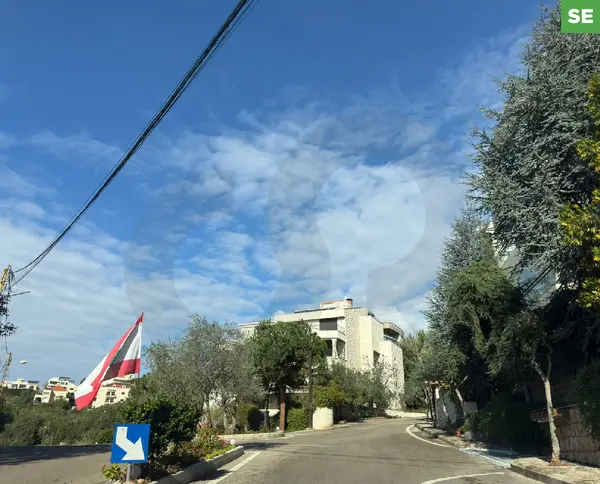easy access - classy neighborhood, ballouneh, CIL