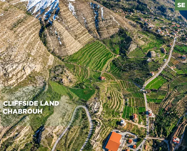 Directly on the cliff/unblockable view/cliffside location/chabrouh,KESEROUAN