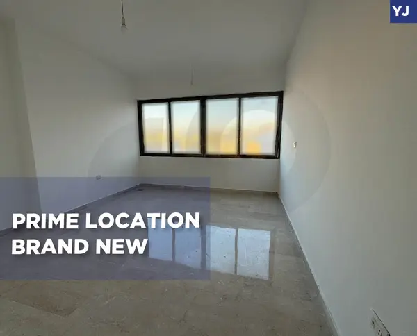 220 sqm apartment in prime location in hamra for rent