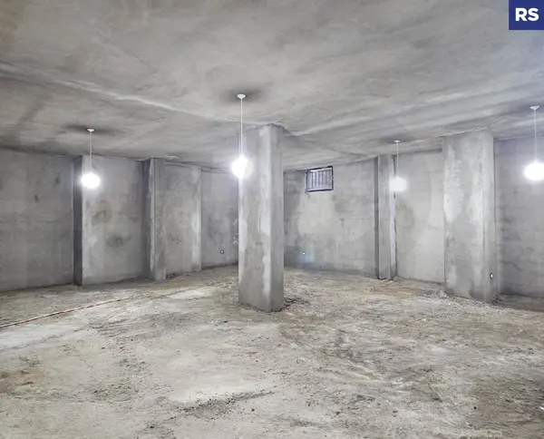 For Rent– Warehouse in Halat