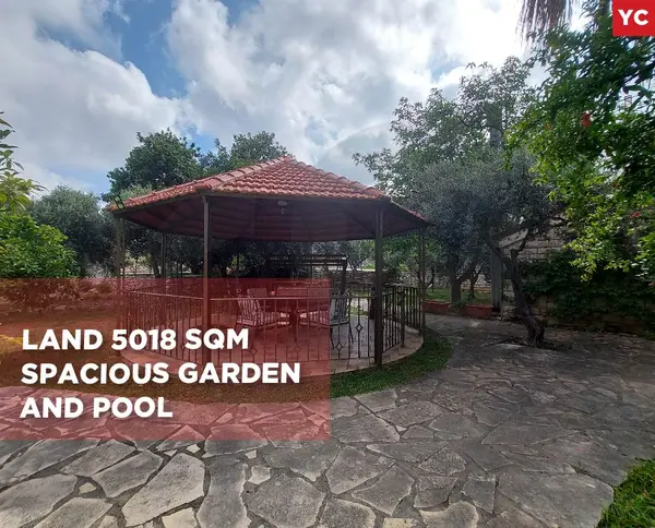 VILLA/AMCHIT/JBEIL /Garden and swimming pool