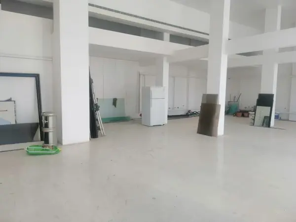 Shop for rent in Horch Tabet