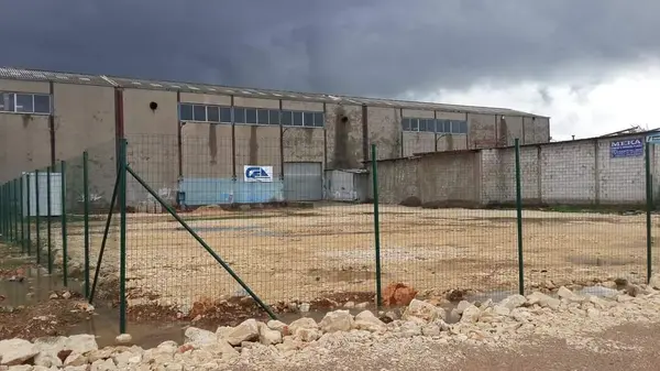 Warehouse for rent in Gharzouz