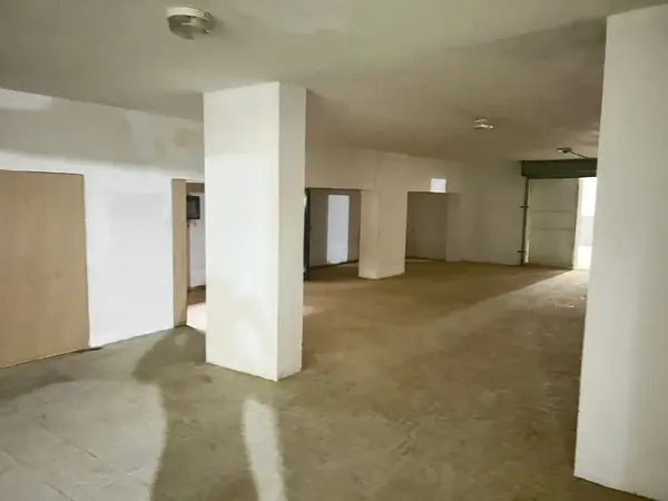 Warehouse for sale in Boutchay
