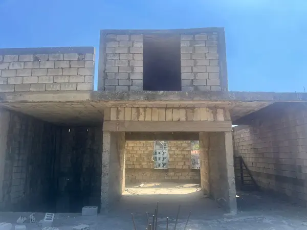 Triplex for Sale in Aley, Lebanon
