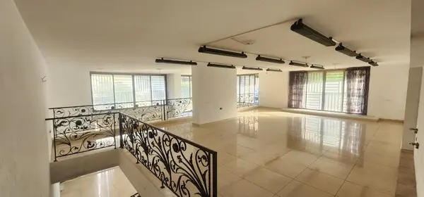 Shop for Rent in Ain el remmeneh, Lebanon