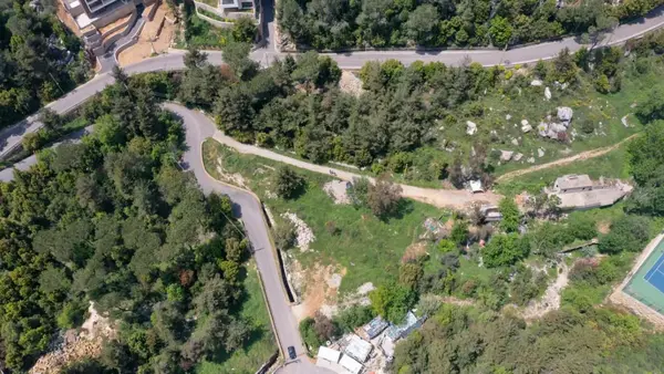 Residential Land for sale in Baabdat, Lebanon