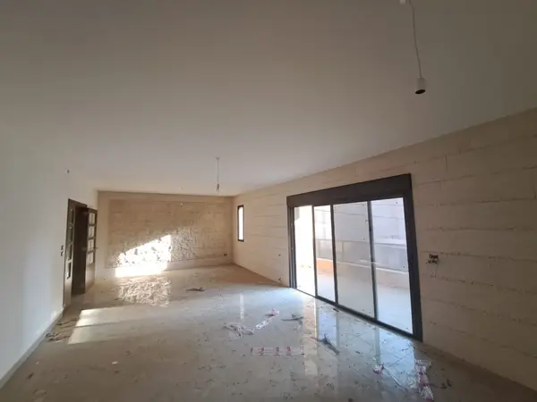 Apartment for Sale in Aamchit