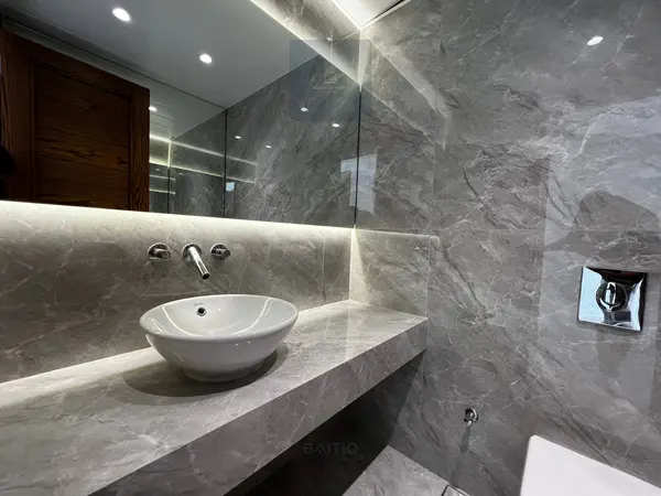 Gorgeous 4 Bedroom Seaview Apartment for Rent or Sale