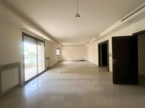 Apartment for Sale in Sioufi