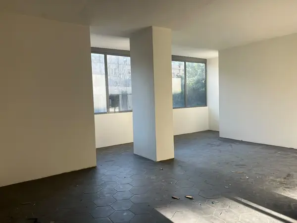 Office for rent in Badaro