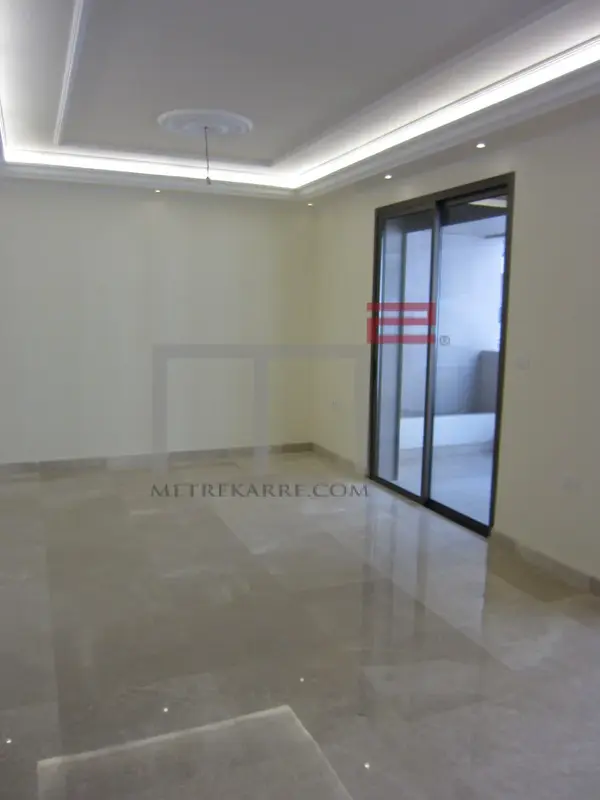 Apartment for Rent in Ain El Mreisse