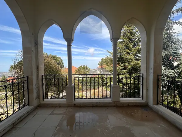 Charming Villa for Sale in Bhamdoun, Lebanon