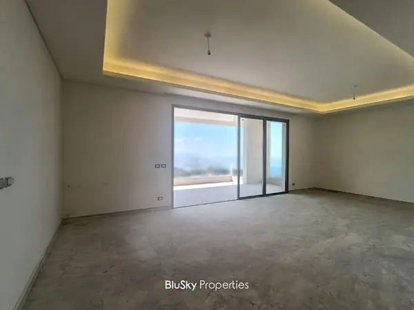 Apartment 230m² Balcony for Sale in Adma