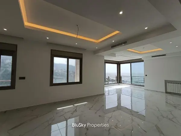 Duplex 280m² Terrace for Sale in Adma