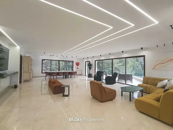 Duplex 450m² Terrace for Sale or Rent in Adma