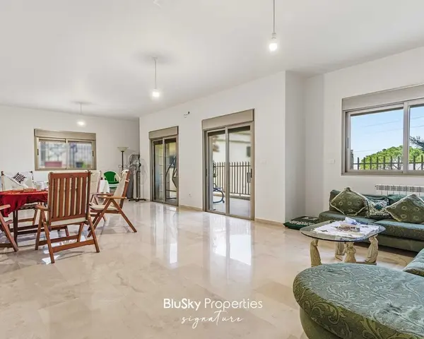 Apartment 250m² Garden for Sale in Ain Najem