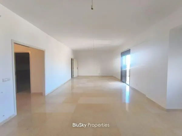 Apartment 200m² Balcony for Sale in Antelias