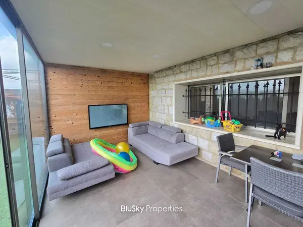 Stand Alone House 110m² Garden for Sale in Araya