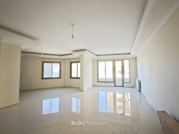 Apartment 200m² Terrace for Rent in Ain Saadeh