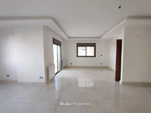 Apartment 230m² Balcony for Sale in Ain Saadeh