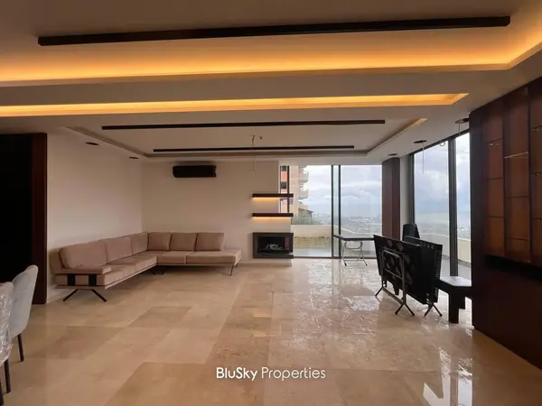 Apartment 270m² Terrace for Sale in Ain Saadeh