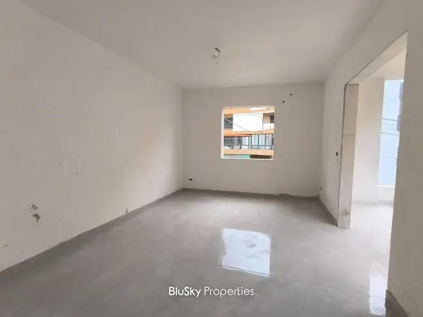 Apartment 150m² for Sale in Awkar
