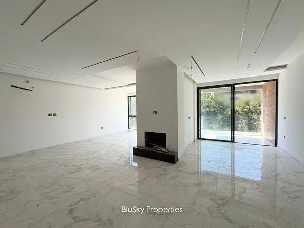 Apartment 190m² with Terrace for Sale in Baabdat