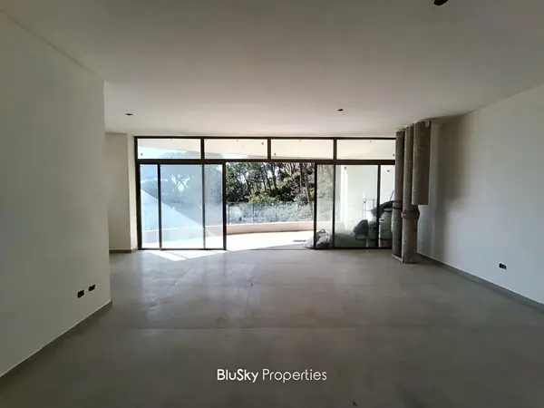 Apartment 190m² Terrace for Sale in Baabdat
