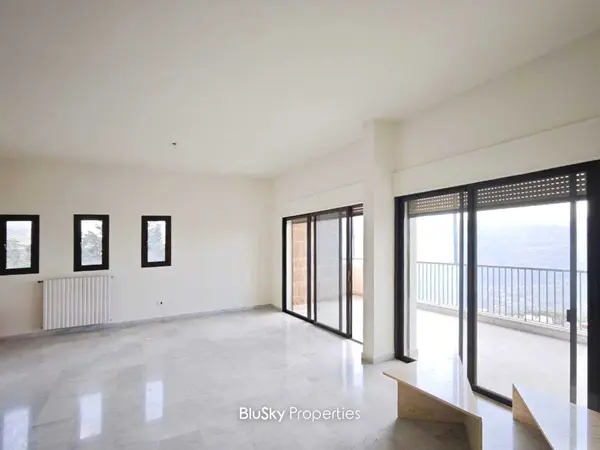 Apartment 240m² Balcony for Rent in Baabdat