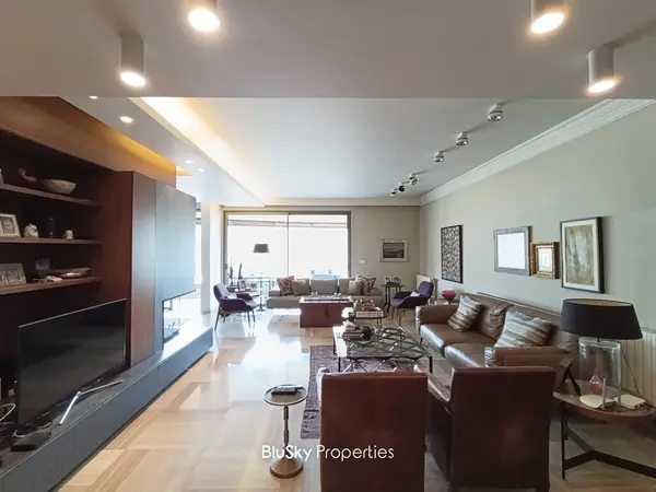 Apartment 260m² with Mountain View for Sale in Baabdat