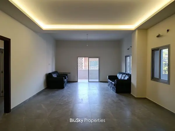Apartment 200m² Terrace for Sale in Beit Meri