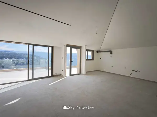 Apartment 200m² Balcony for Sale in Beit Meri