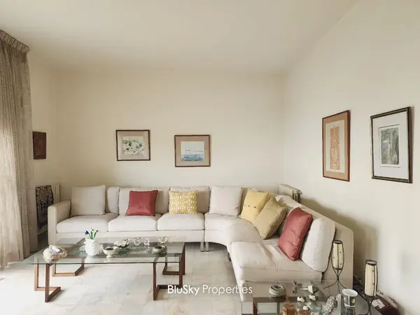Apartment 220m² with Mountain View for Sale in Beit Meri