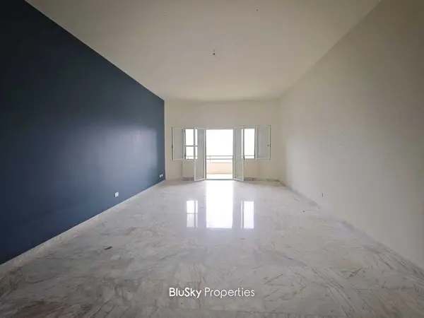 Apartment 270m² Balcony for Rent in Beit Meri