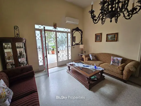 Apartment 170m² Terrace for Sale in Brazilia