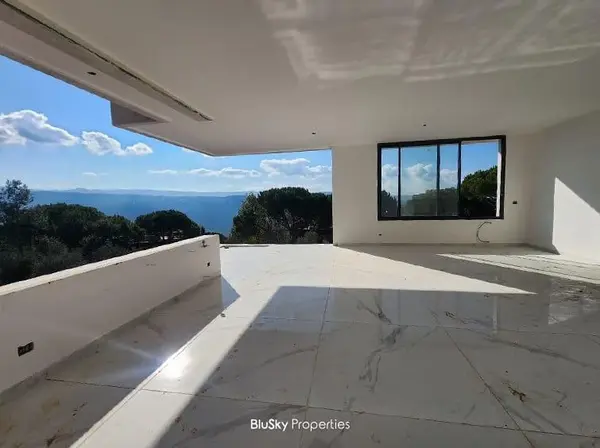 Apartment 200m² Garden for Sale in Broumana