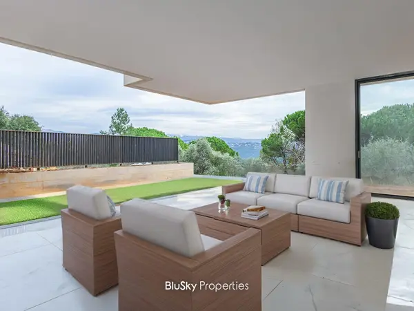 Apartment 200m² Garden for Sale in Broumana
