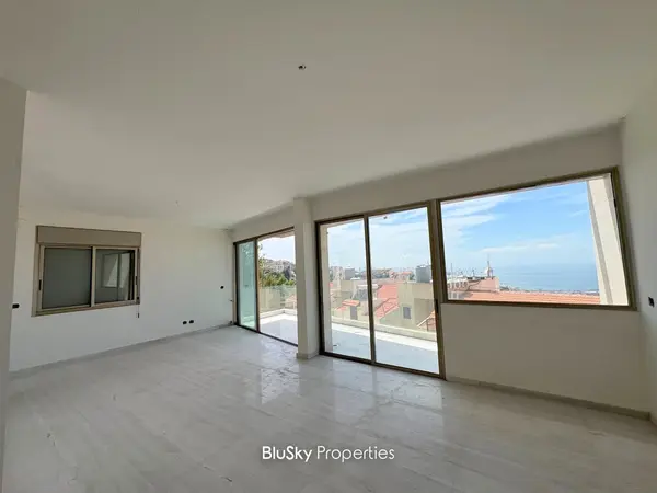 Apartment 180m² with Terrace for Sale in Bsalim